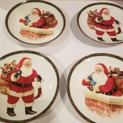 Set of 4 Christmas plates