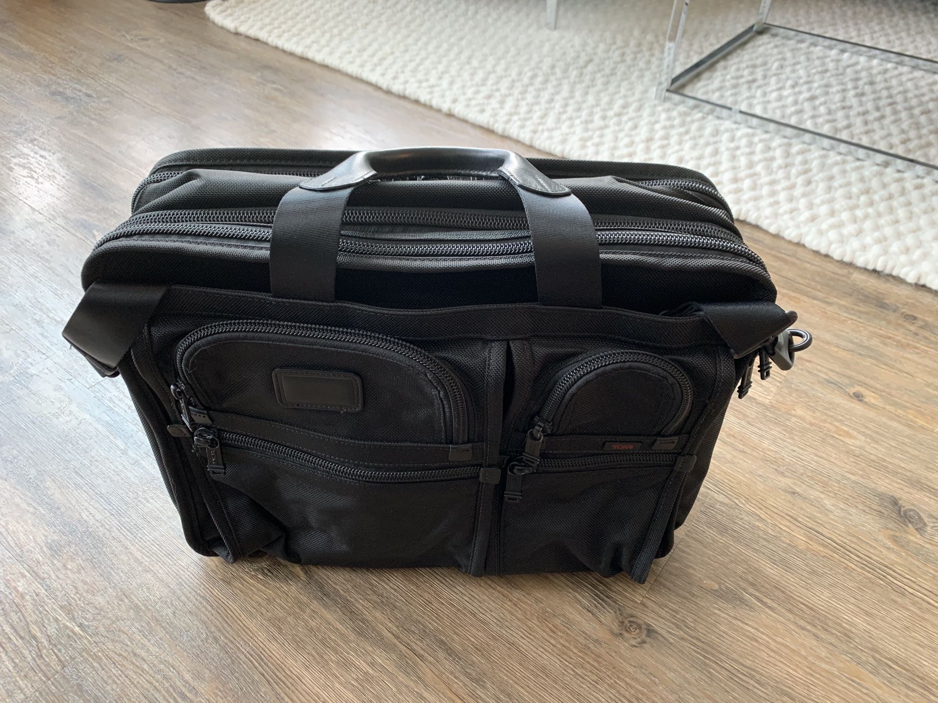 Tumi Expandable Organizer Laptop Brief case ALPHA
