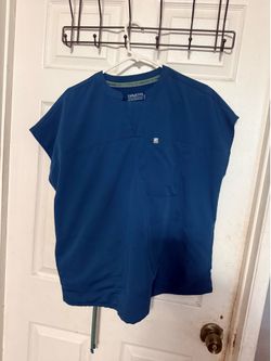 Fabletics scrubs