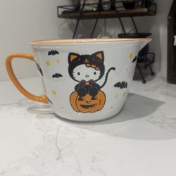 Hello Kitty Halloween Baking Bowl