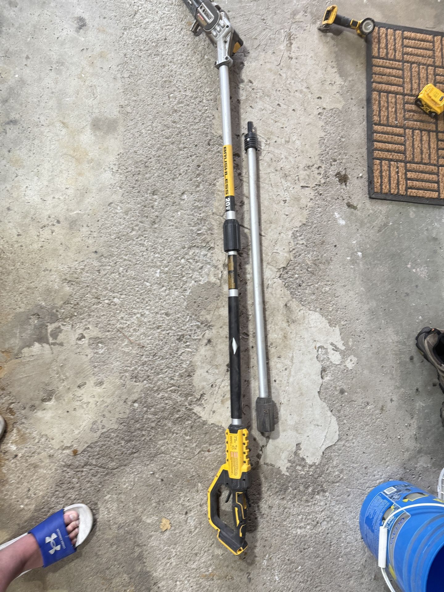 Dewalt 20 Volt Pole Chain Saw