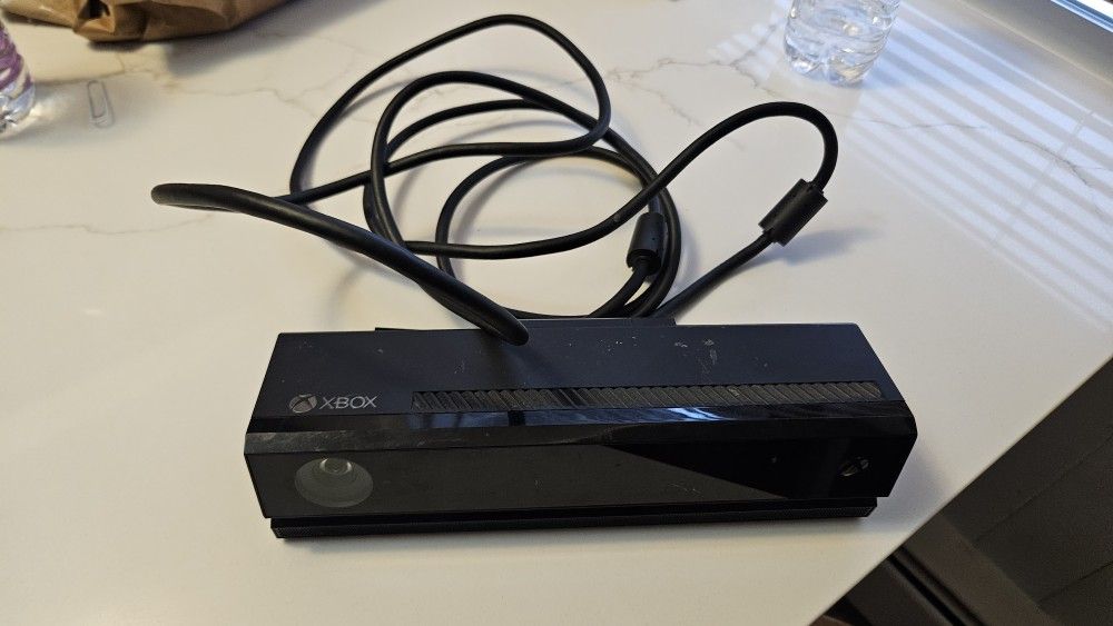 Kinect Bar For Xbox One.