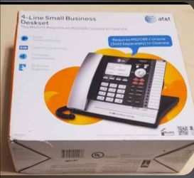 Brand new ATT  small business 4 line deskset in box .( never used )