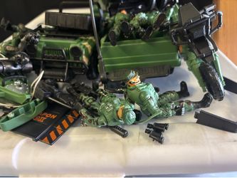 Set of Joyin army toys