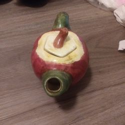 Apple tea Pot
