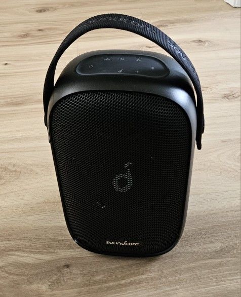 24H Soundcore Trance Go Outdoor Bluetooth Speaker with BassUp