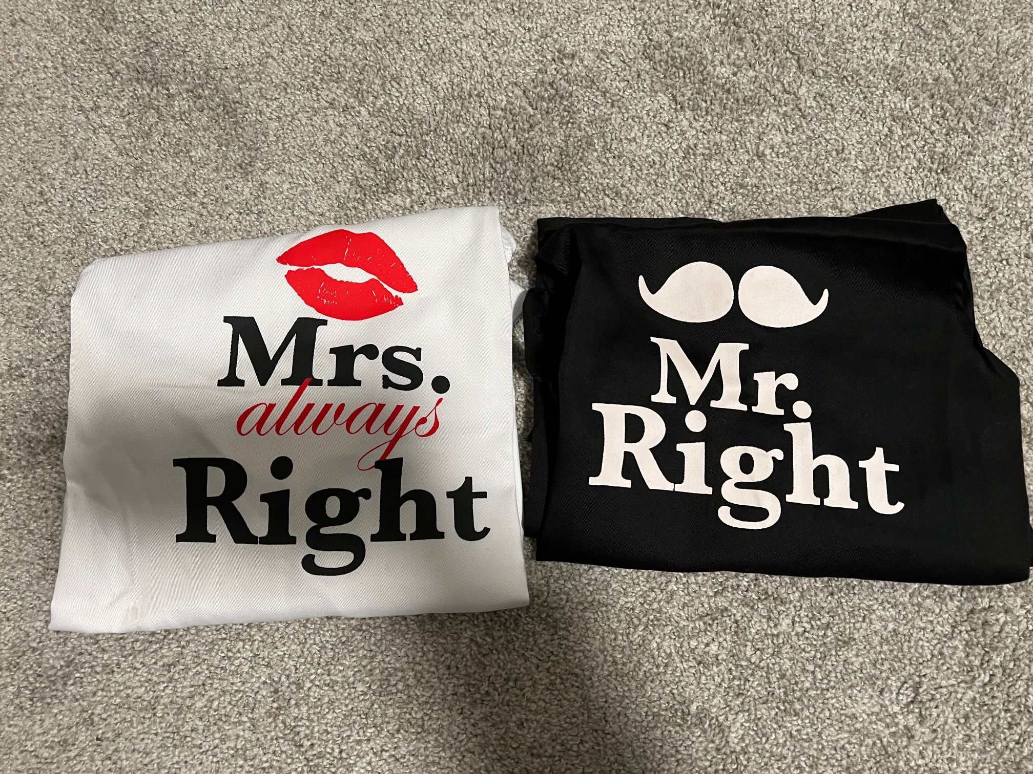 Brand New Mr Right And Mrs Always Right Aprons Set / Mr And Mrs