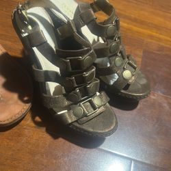 Coach   7/12        (Bronce Color Wedge  Leader  7 )