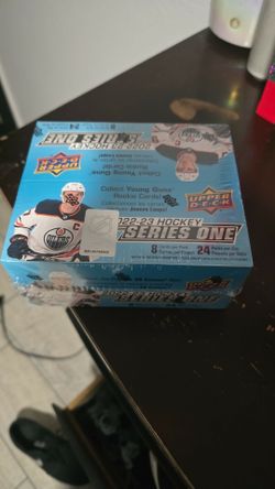 2022-23 Upper Deck Series 1 Hockey Retail Box