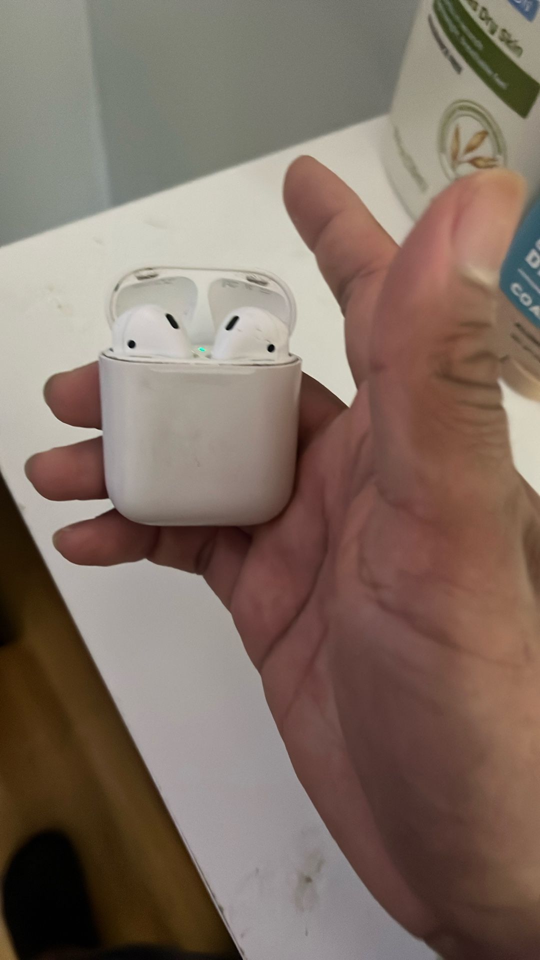 AirPods