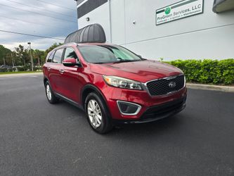 2017 KIA SORENTO SUV