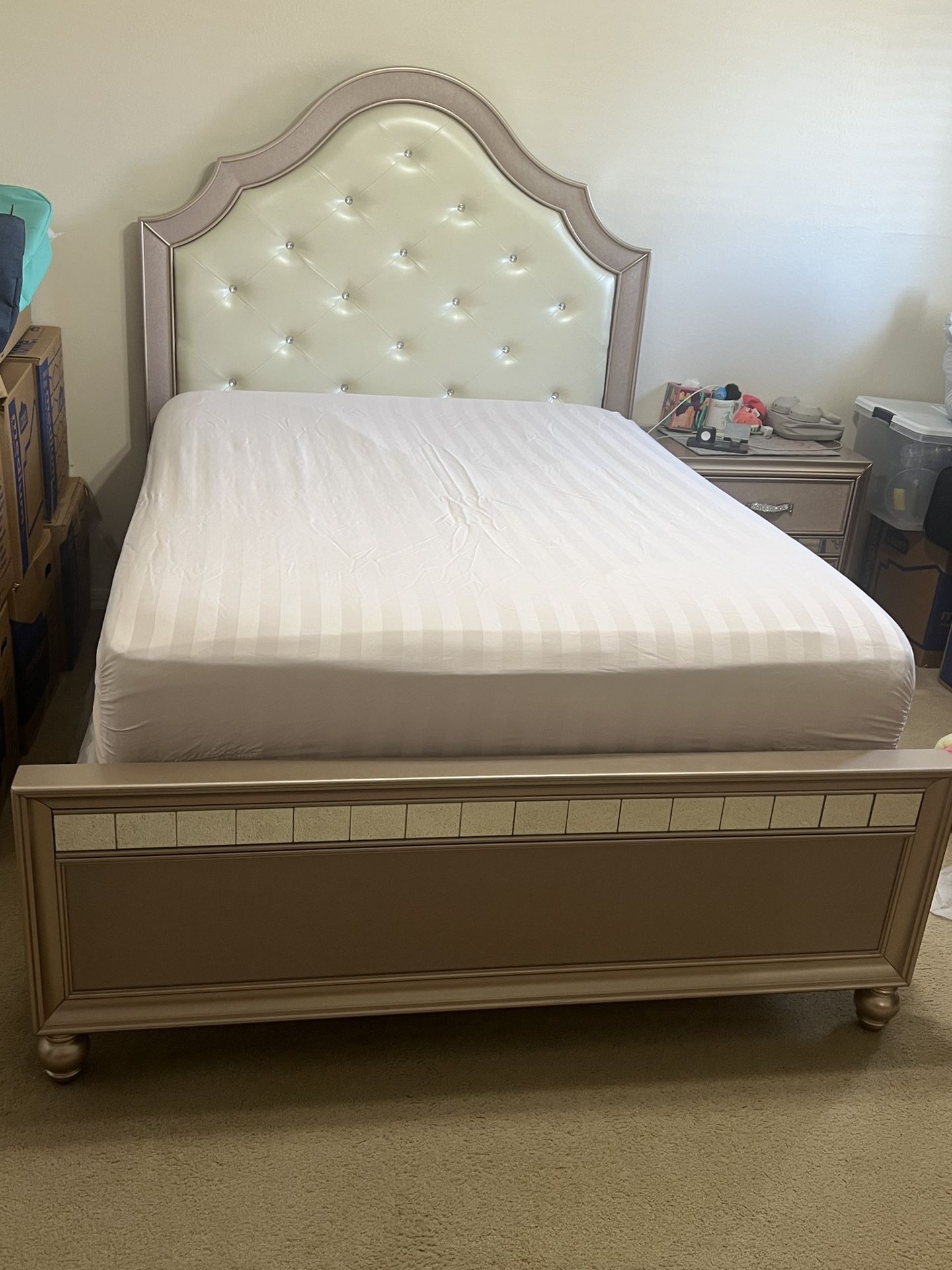 Full Size Bedroom Set