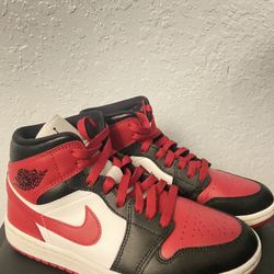 Jordan 1 Alternate Bred Toe 