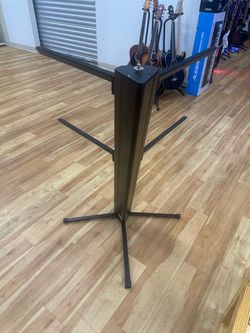 On stage keyboard stand ( brand New in box )