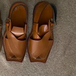 Men’s Sandals Size 11/12
