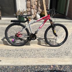 Diamondback Response Hardtail Mountain Bike