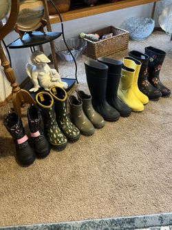Winter Boots You Choose $5 Each