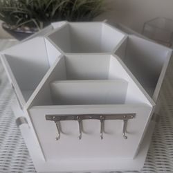White Carousel Desk Organizer 