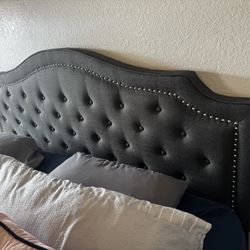 King  Bed Grey Frame (Rooms To Go)