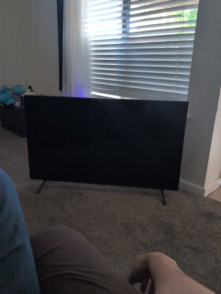 45 Inch Samsung TV Free