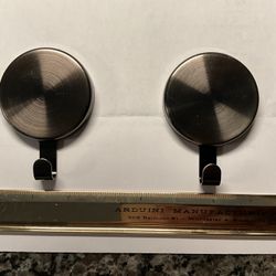 Magnetic Wreath Hooks (2)