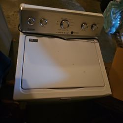 Maytag And Kenmore Washer And Dryer