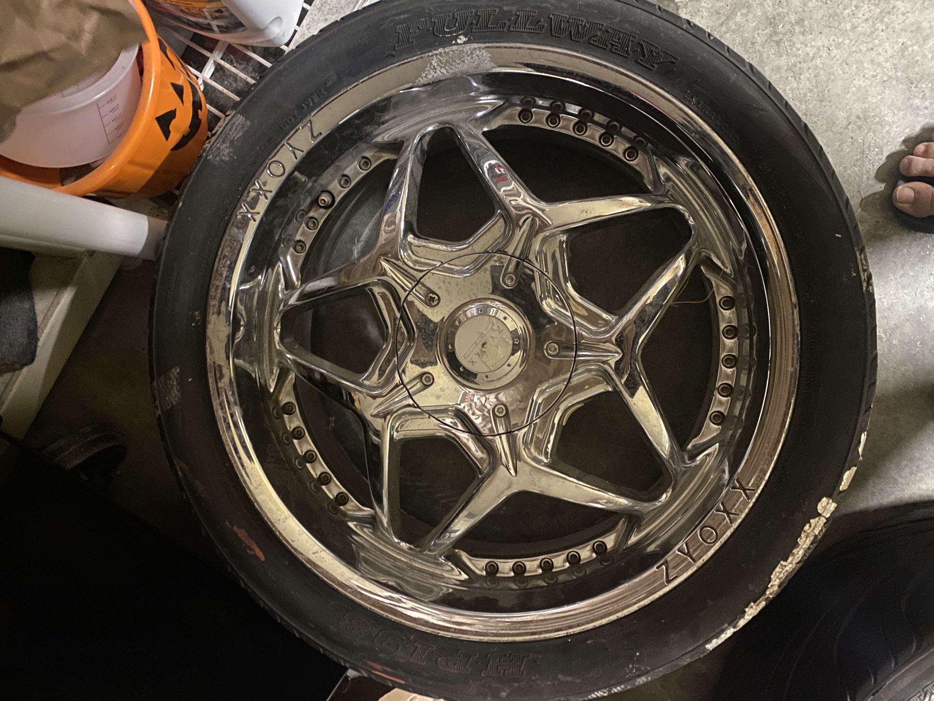  グロス ⚠️交渉中 5x114.3 Zyoxx ZX4 Chrome Wheels & Tires (18s) for Sale in Diamond