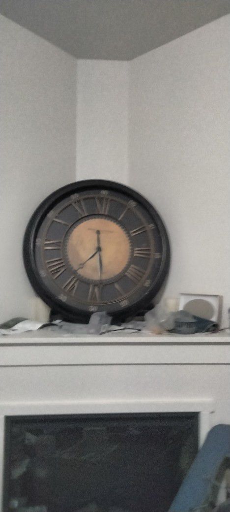 Sterling & Noble Big Clock