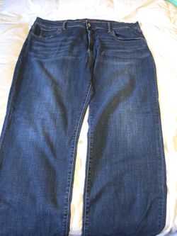 Lucky Brand 223 Straight 42X30