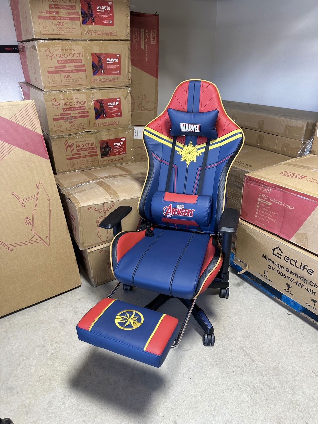 Gaming Chair With Footrest And Massage Function Close Out