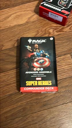 Magic The Gathering: Avengers Assemble Commander pack