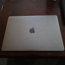 Macbook Pro - M1 Chip - 1TB Storage