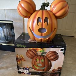 Disney Mickey Mouse Pumpkin