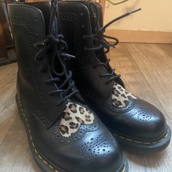 Doc Martins In PERFECT Condition ! 