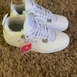 Jordan 4 Pure Moneys