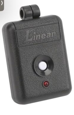 Linear DNT00026 Delta-3 Miniature 1-Channel Key Ring Transmitter