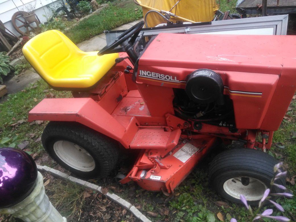 2 Garden Tractors, Ingersoll 220 With Mowing Deck,Wheel Horse 312-8, Mowing Deck And Snow Plow