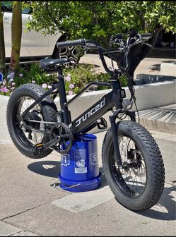 Juiced E-bike 52V