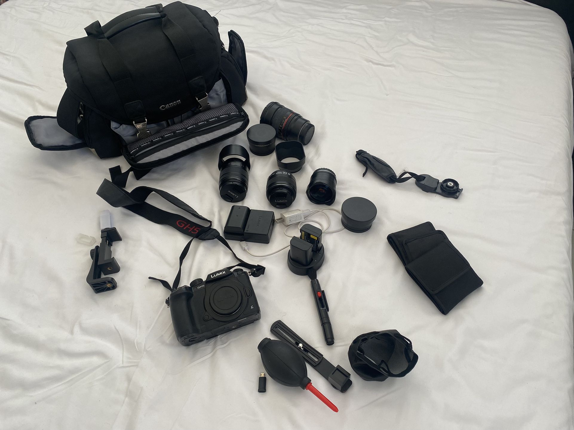 📸 LUMIX GH5 Camera + 4 Lenses + Accessories – Like New – $800 (Full Kit!)