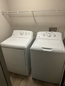 GE Washer and Dryer Set
