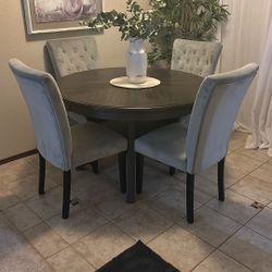 Dining Table And Chairs Set