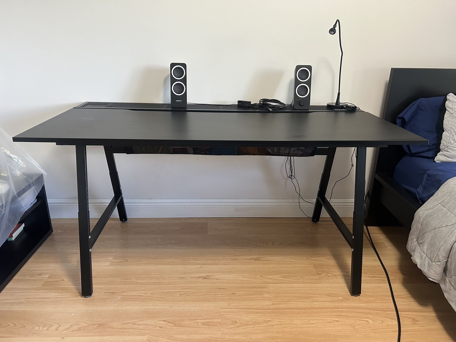 Desk Gamer Ikea Very Good Condition
