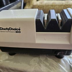 Chefs Choice Knife Sharpener Model 300 Diamond Hone , like new,MADE IN USA., 