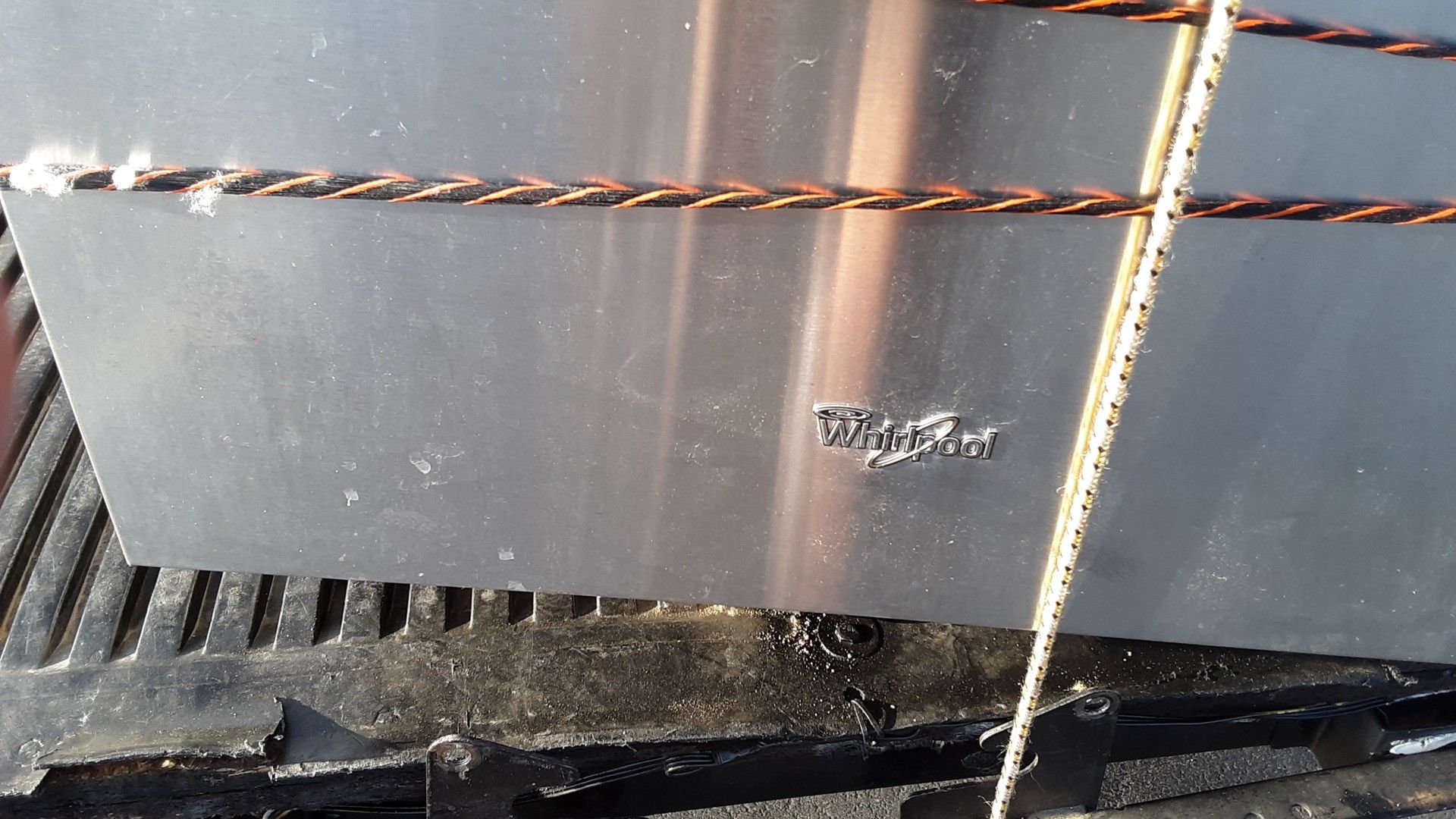 Whirlpool stainless steel dishwasher in great shape