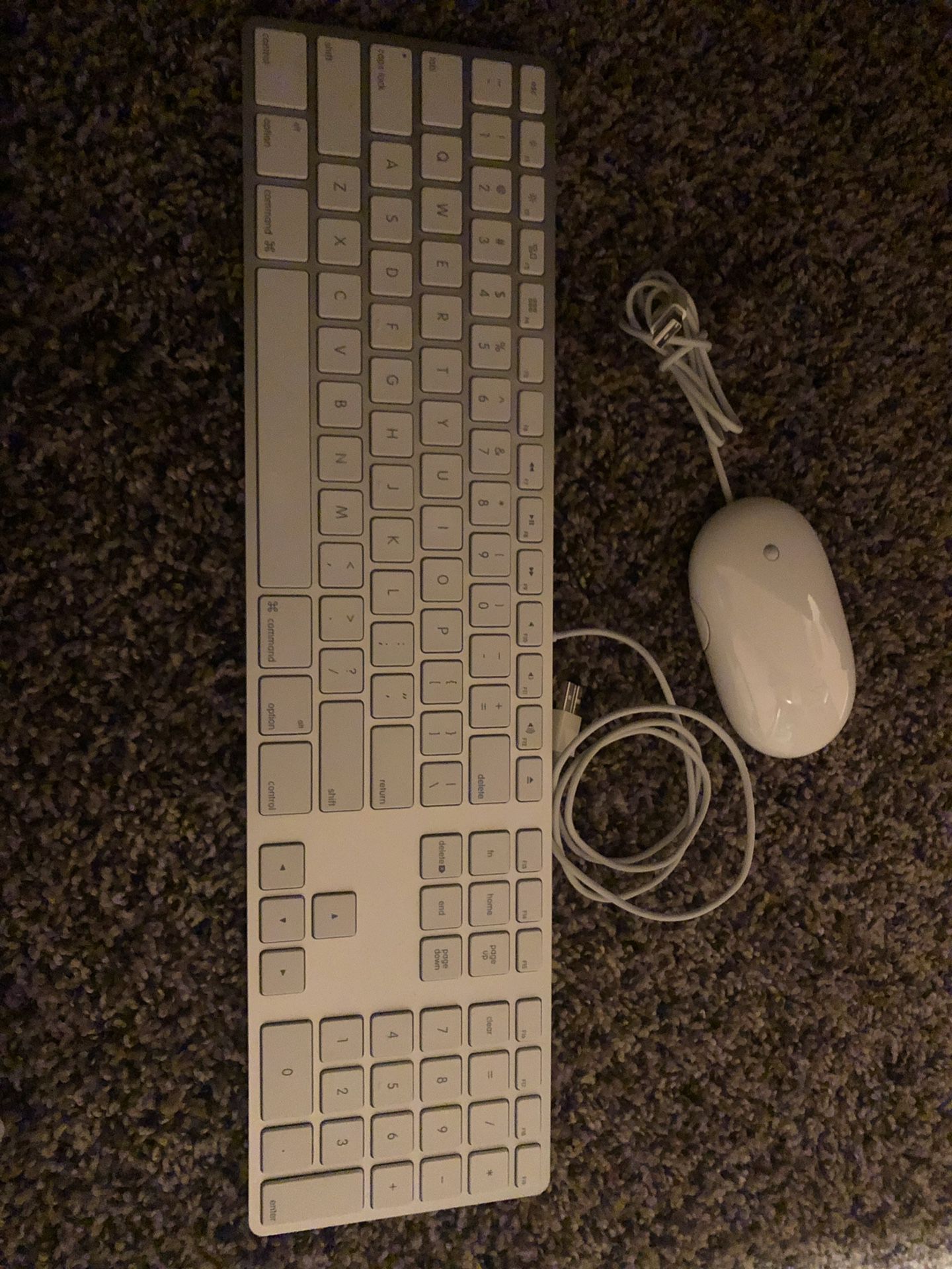 Genuine Apple Wired Aluminum USB Keyboard A1243 and Mighty Mouse A1152 Bundle