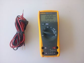 Multi meter fluke