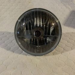 2010 HARLEY SPORTSTER XL883 OEM SINGLE HEADLIGHT HEAD LAMP LIGHT 69619-02A