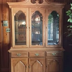 Oakwood China Cabinet 