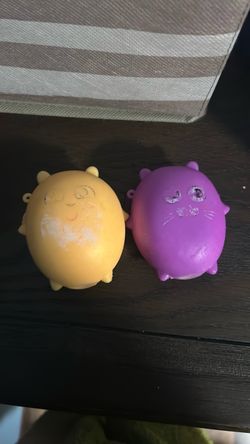 2 Squishys