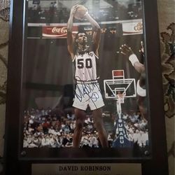 David Robinson 1990 NBA Rookie of the year Autogrpahed